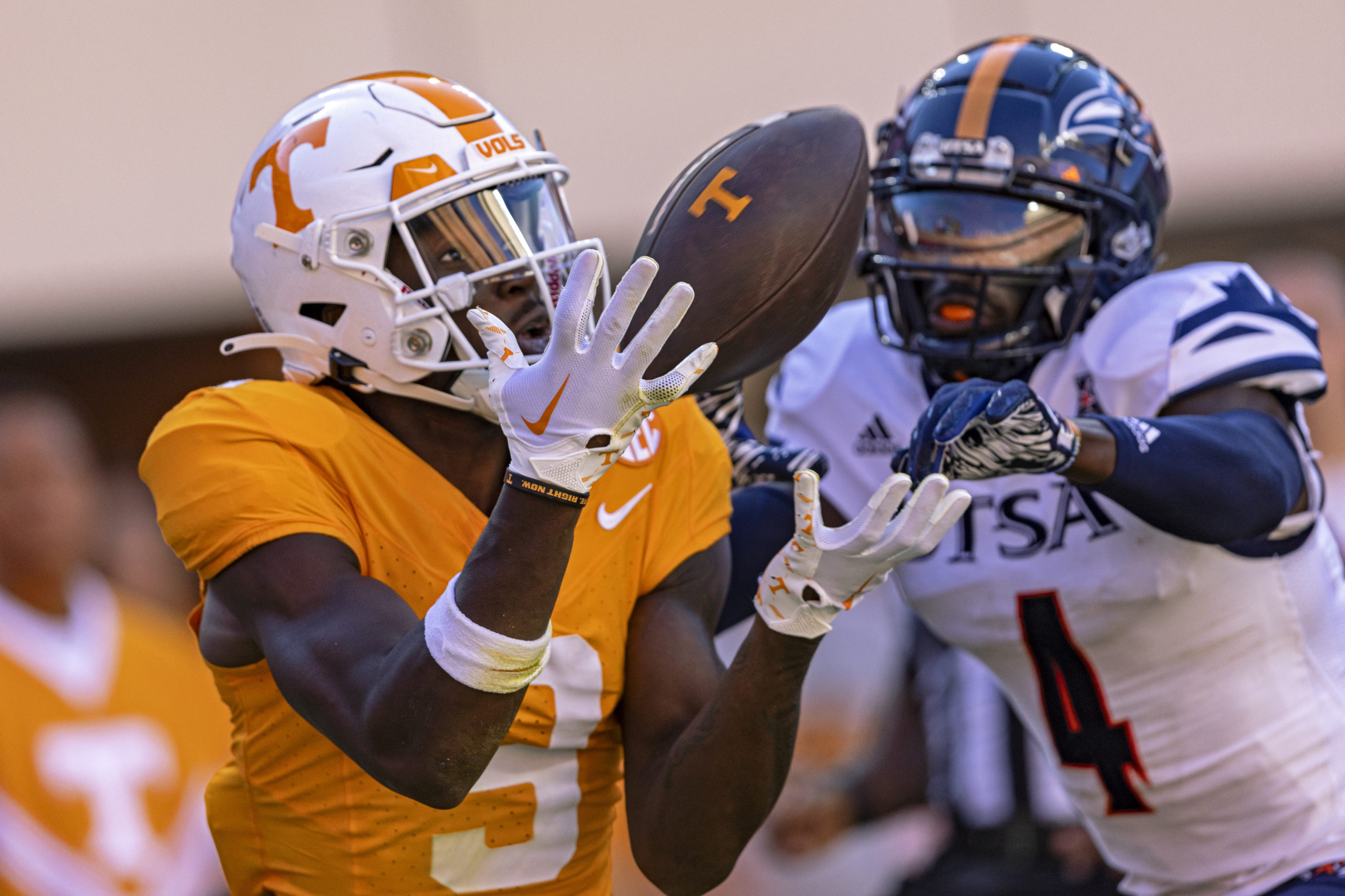 UTSA's Tykee Ogle-Kellogg scores TD in Tennessee homecoming